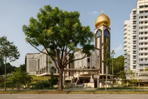 Masjid Darul Makmur: Reframing Tradition Through a Contemporary Lens