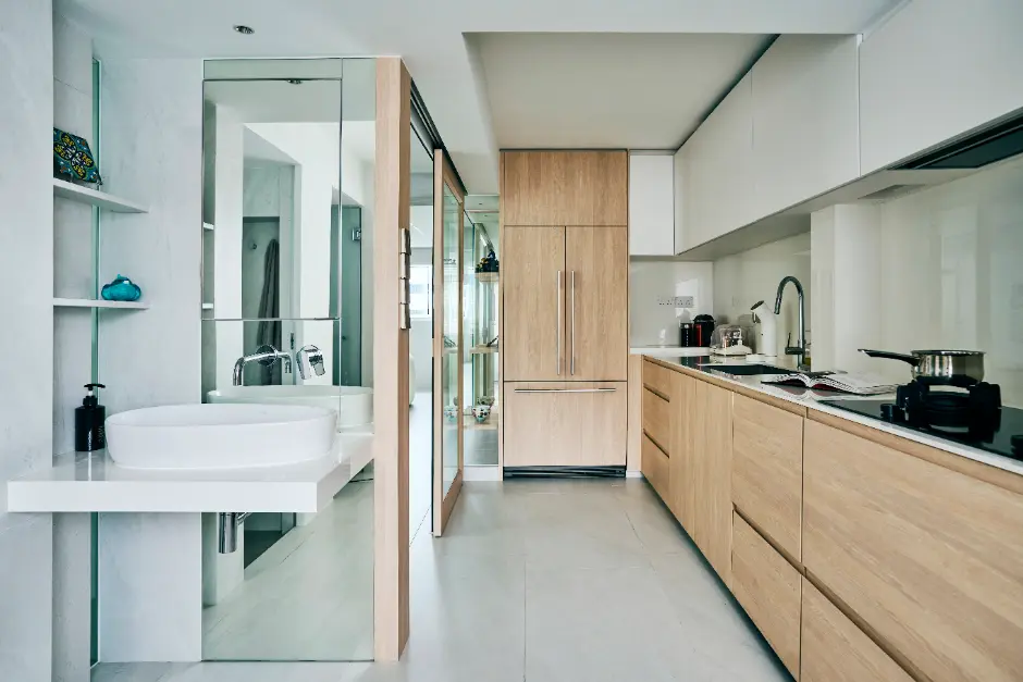 The Mirror Home